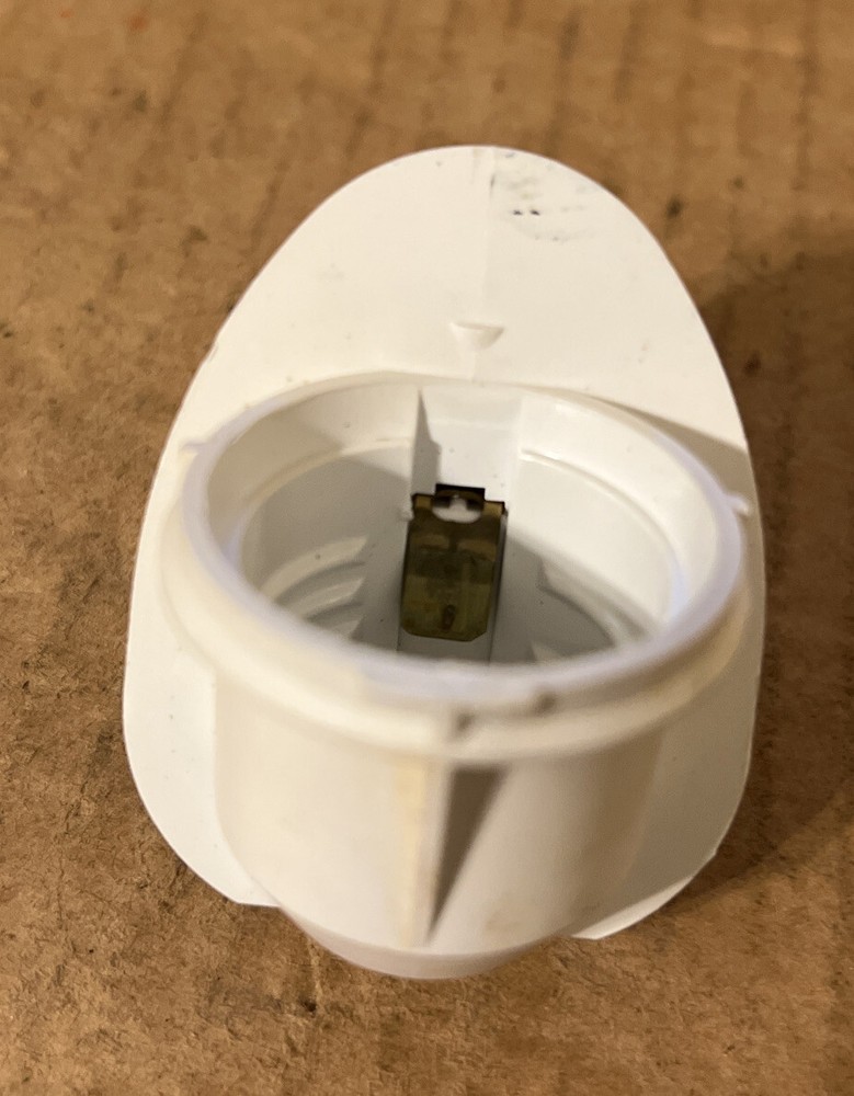 4387478  Whirlpool Kenmore Refrigerator Light Socket (White)