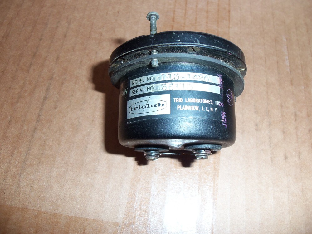 Triolab 2 inch Round DC Panel Meter 113-1420 Zero-Center Sealed Ruggedized