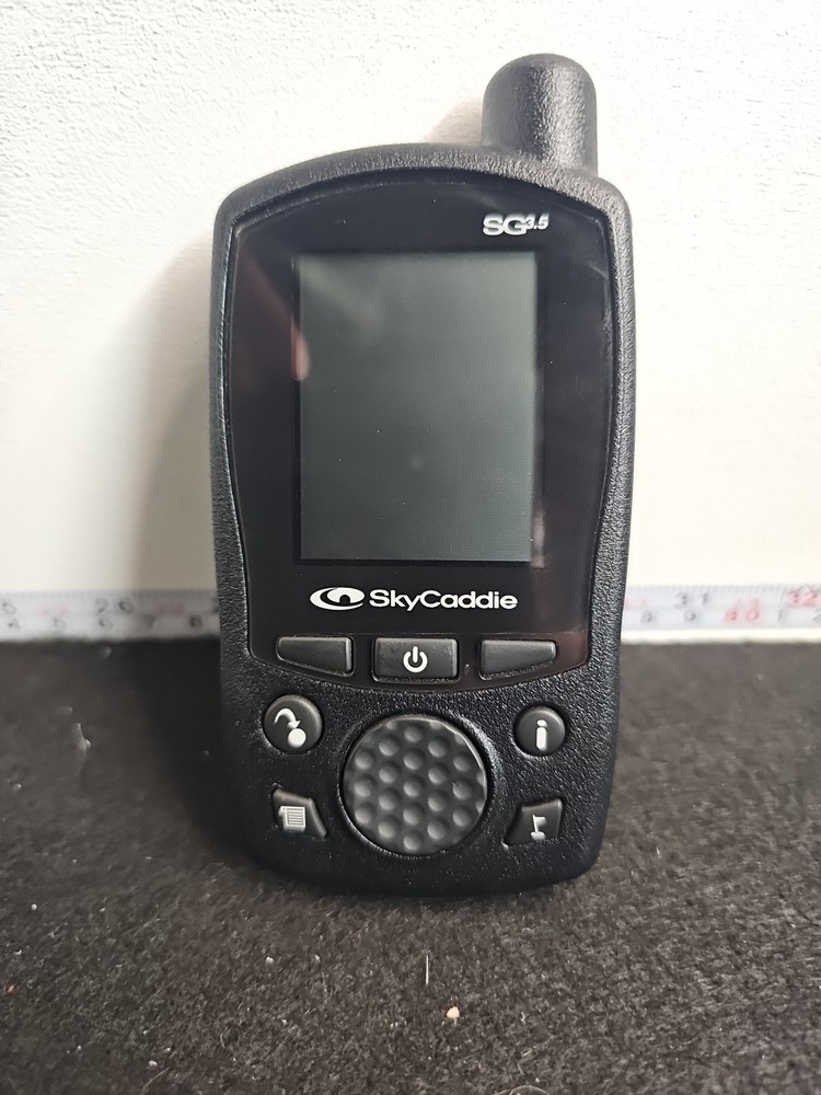 SKYCADDIE SG3.5 Golf GPS Rangefinder Powers On
