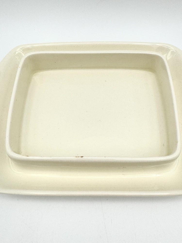 Wedgwood Edme - Rectangular Covered Butter, 7 3/8"