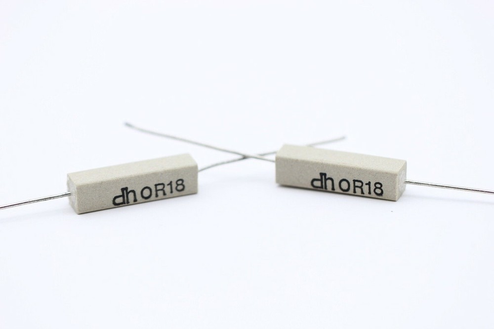 CERAMIC CEMENTED RESISTOR 0.18 OHM 4W DH NOS 2PC U217