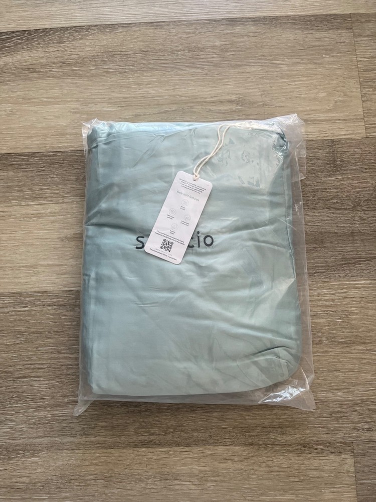 Tencel Queen Sheets Set 5pc Light Green Deep Fitted Luxuriously Soft