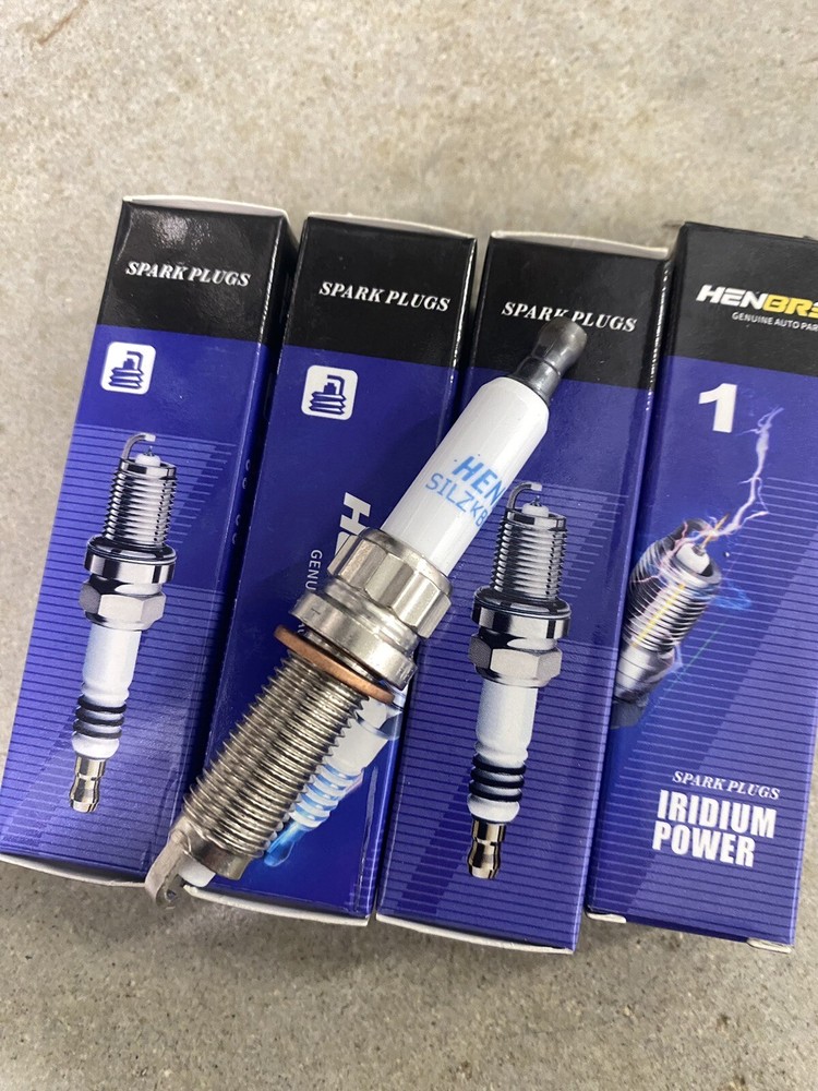 (4-Pack) NGK Spark Plugs SILZKBR8C8S
