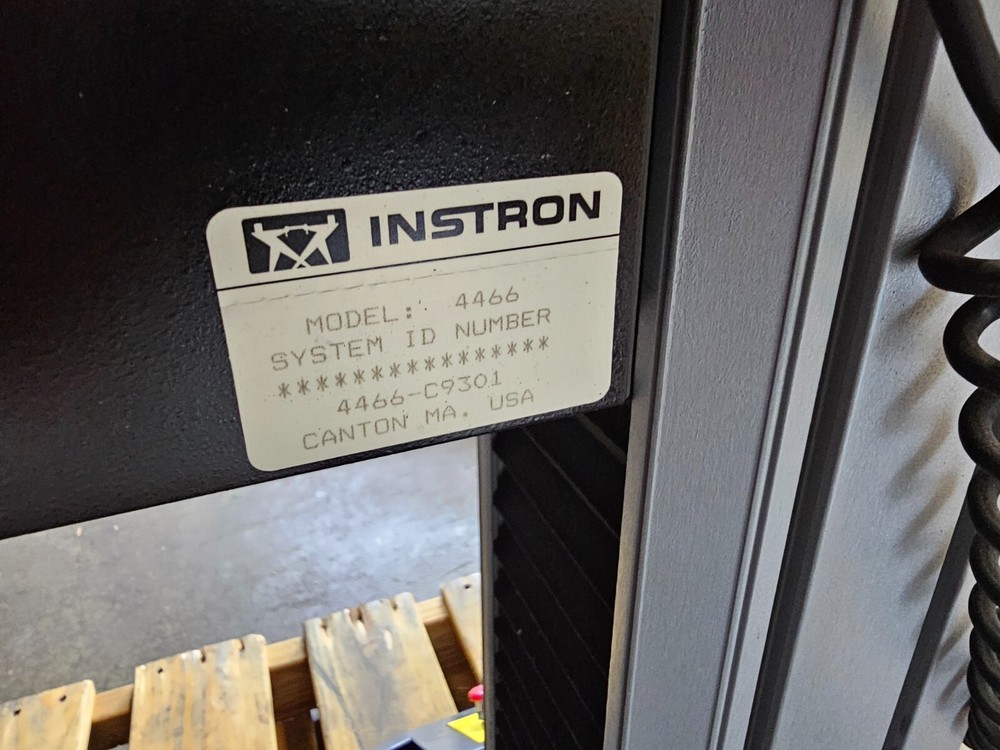 Instron 4466 Tensile Tester Compression 10KN/2250LB Capacity Load Frame