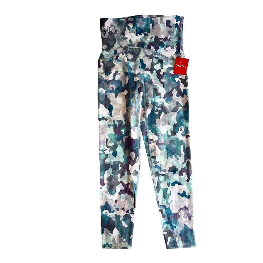 SPANX Booty Boost Active Painted Camo Pink Multi Active Printed ⅞ Leggings XS