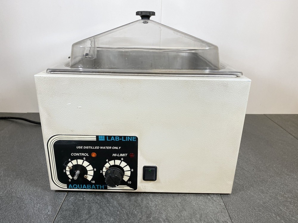 Lab Line Aquabath Laboratory Waterbath Model 18005 / Powers up