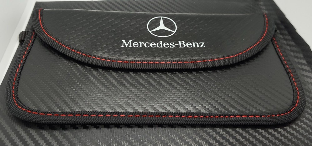Mercedes Benz RFID Pouch Key Defender New