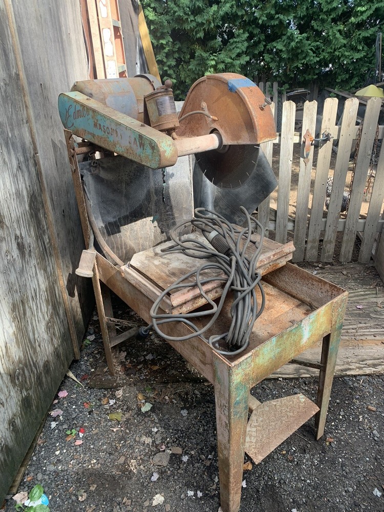 Masonry Block Saw
