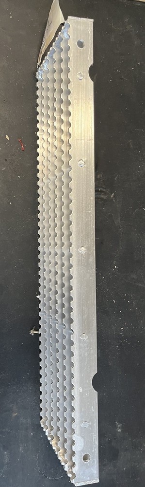 Cab Upper Step for MACK 85QM4218