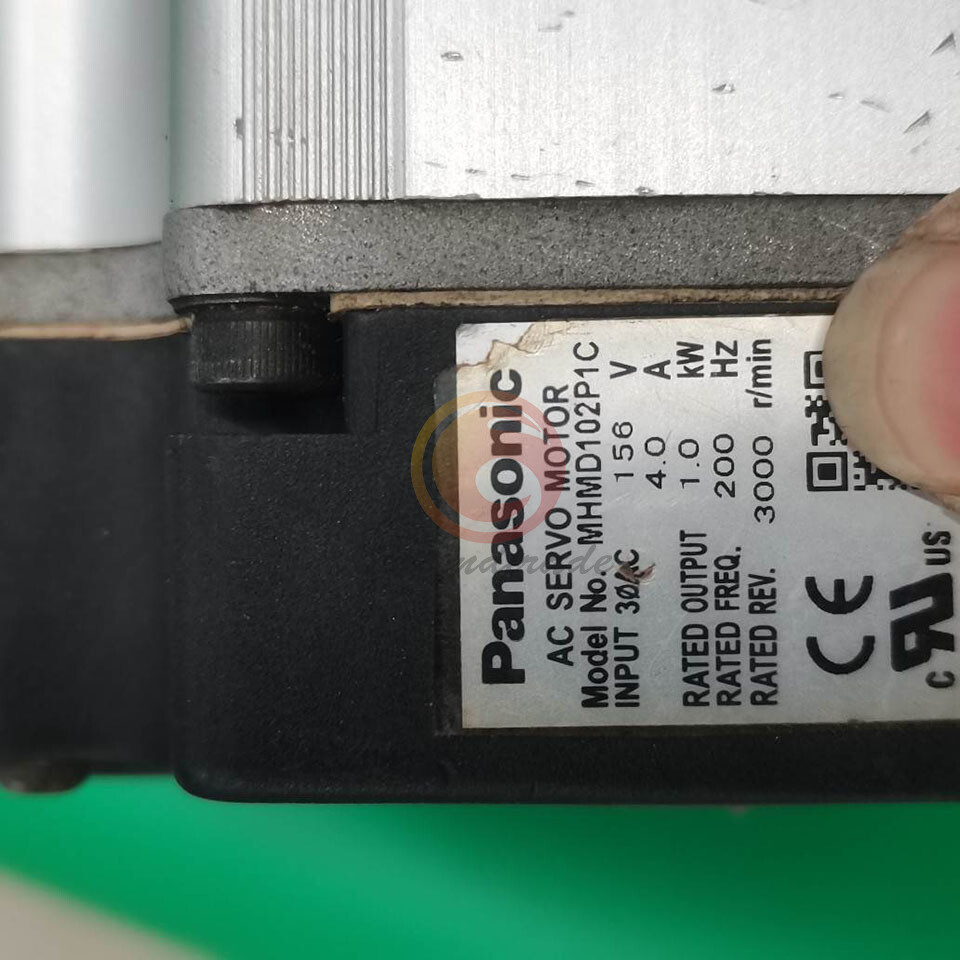 1PC USED Panasonic Servo Motor MHMD102P1C