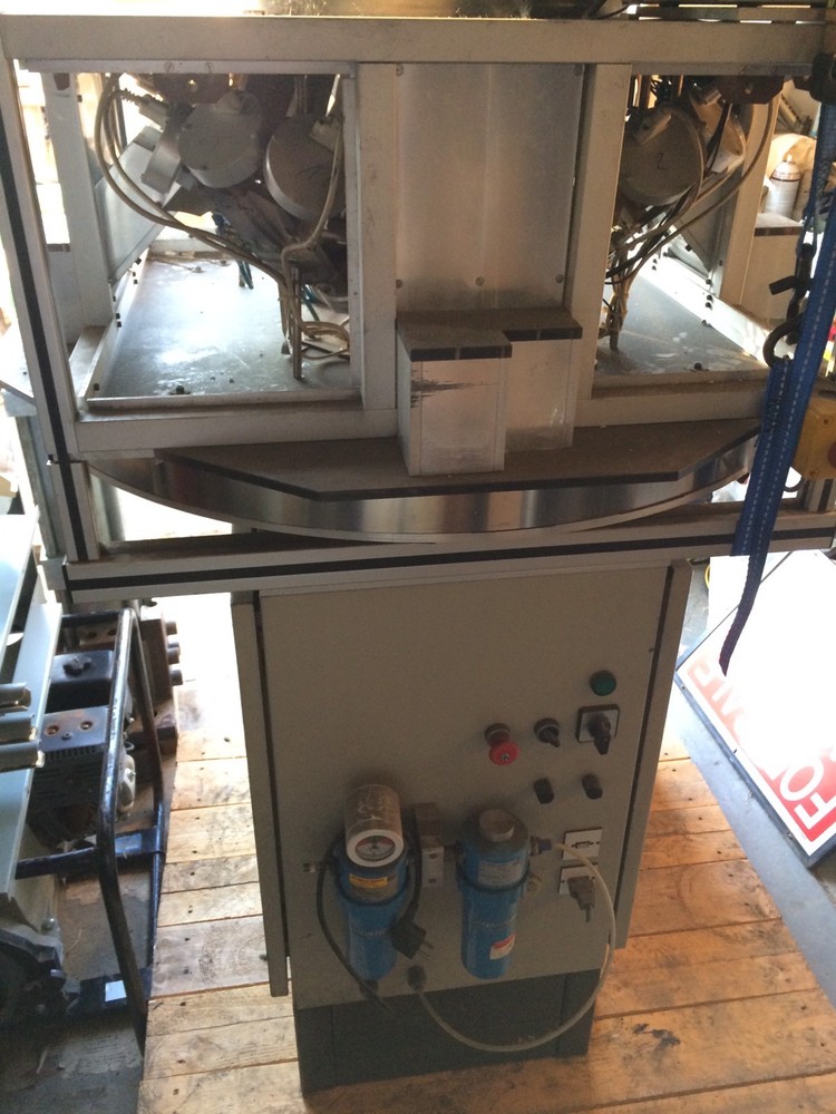 GERAET 18 FEED/DISCHARGE MACHINE FOR CAPSULES - USED