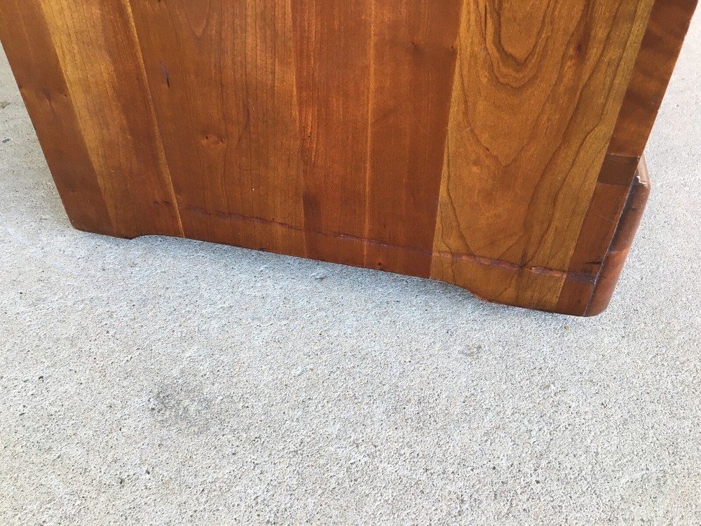 MONITOR FURNITURE CHERRY CHIPPENDALE STYLE RAISED PANEL DOOR FLIP TOP SERVER
