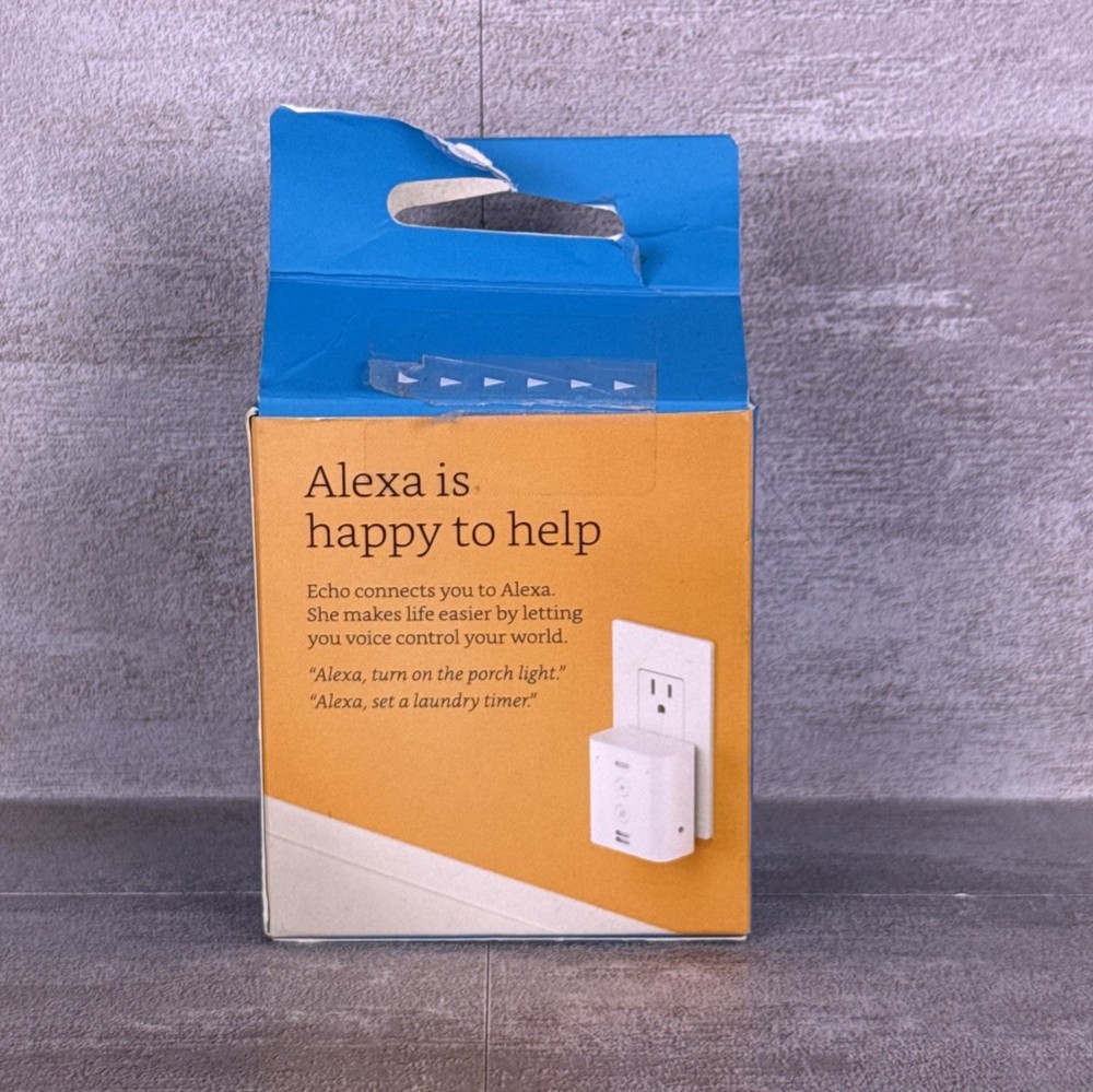 Amazon Echo Flex Plug-in Smart Speaker With Manual And Box Tested & Working
