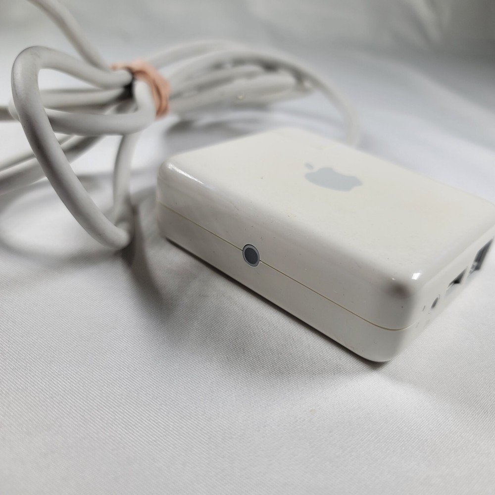 Apple AirPort Express Base Station Wireless Router A1264