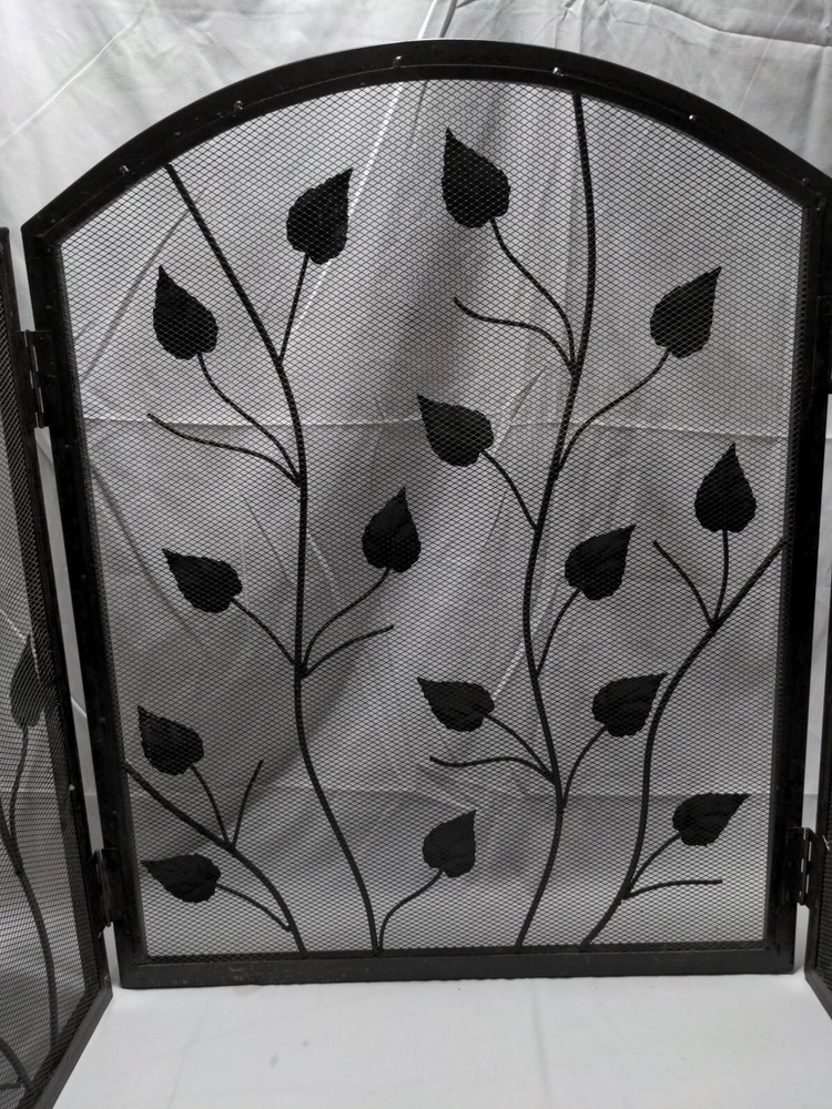 Wrought Iron Decorative Fireplace Screen With Leaves VTG