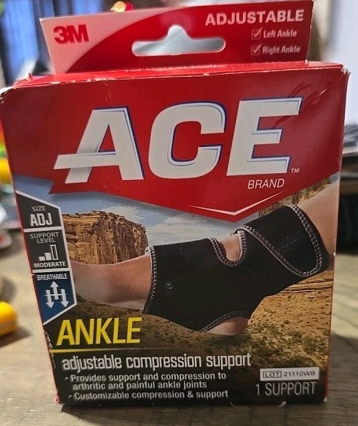 3M ACE Neoprene Adjustable Ankle Support (207248)