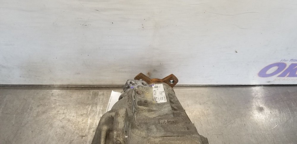 17 DODGE RAM 1500 FRONT DIFFERENTIAL CARRIER 3.55