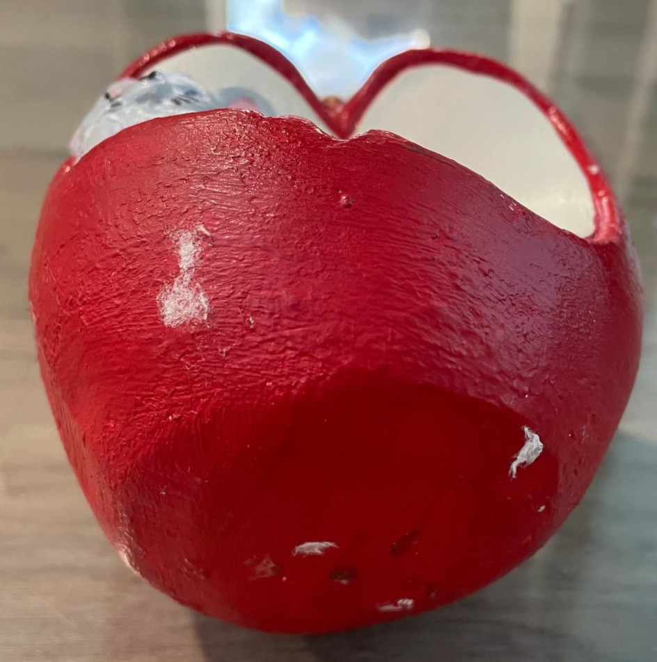 Handpainted Heavyweight Plaster Mouse in Apple