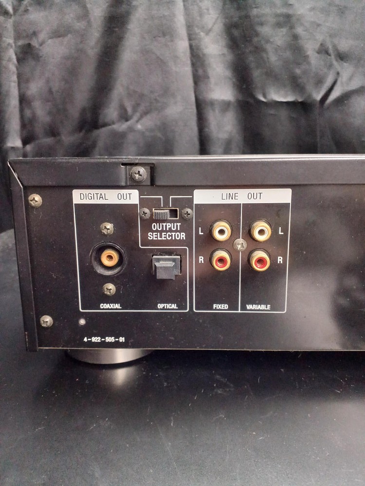 SONY CDP-227ESD | CD Player in Good Condition