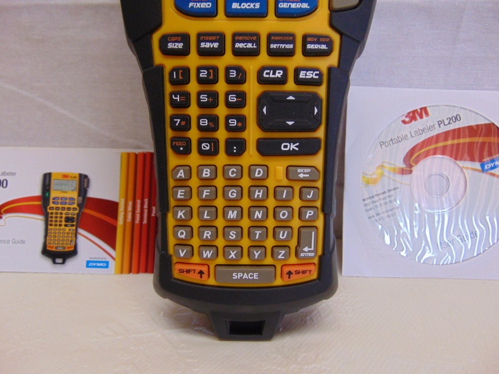 DYMO 3M PL200 Portable Labeler