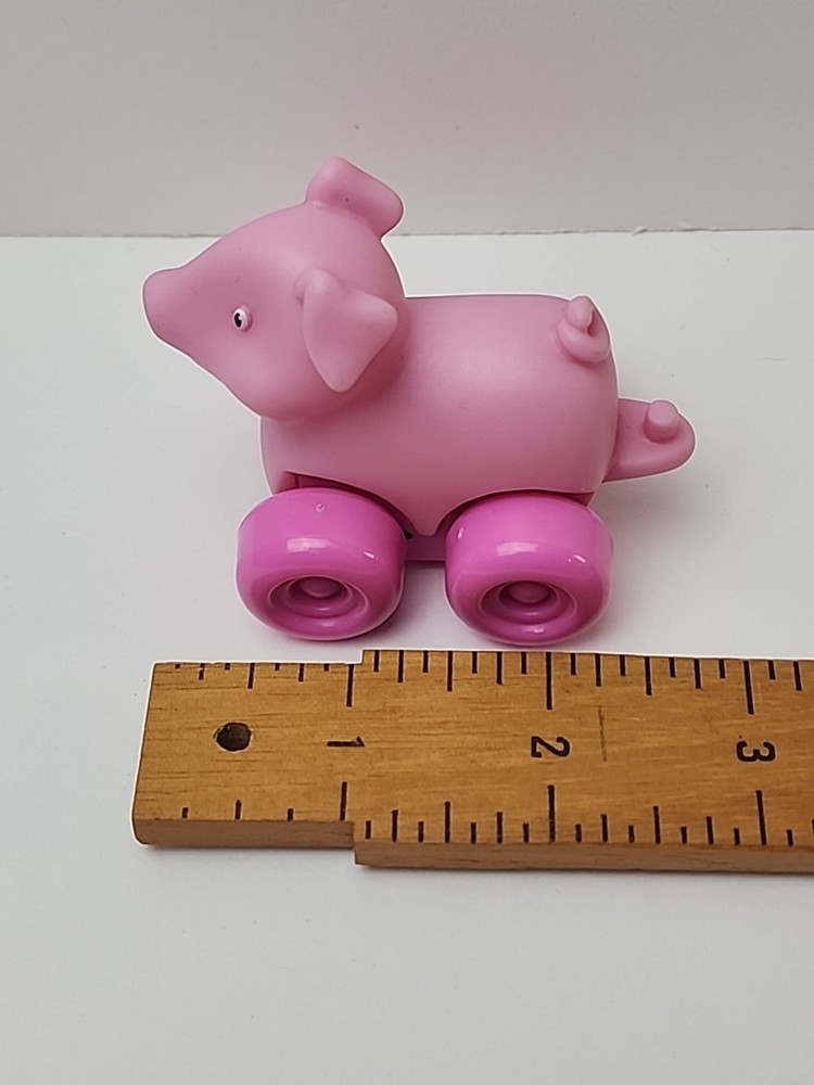 John Deere ERTL Farm Toy Pig on Wheels READ