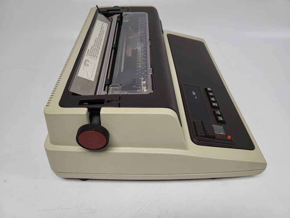 Vintage 1980s Digital DEC LetterPrinter 100 Dot Matrix Printer (Powers On)