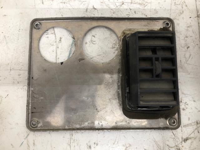 1988-2004 Freightliner FLD120 GAUGE Dash Panel - Used