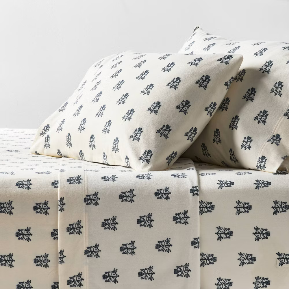 Full Ultra Soft Flannel Sheet Set Blue Woodblock - Threshold