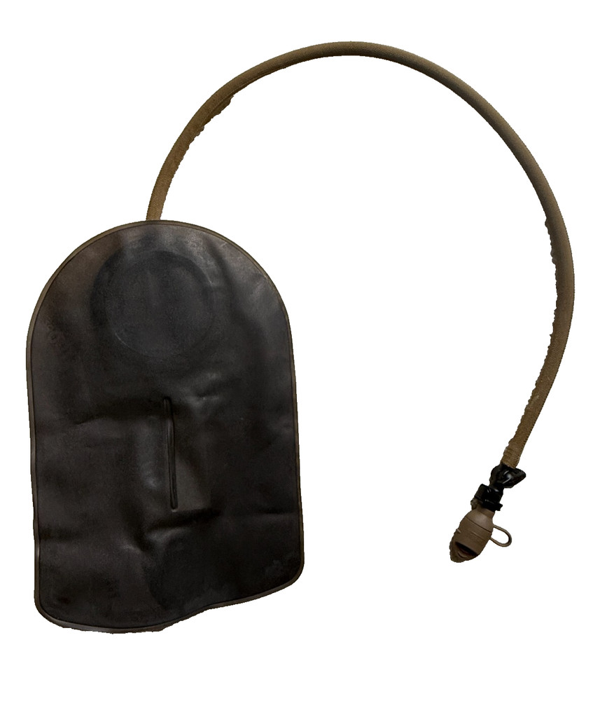 USMC Hydration Pack Carrier with 100 oz Bladder CamelBak Coyote EXCELLENT