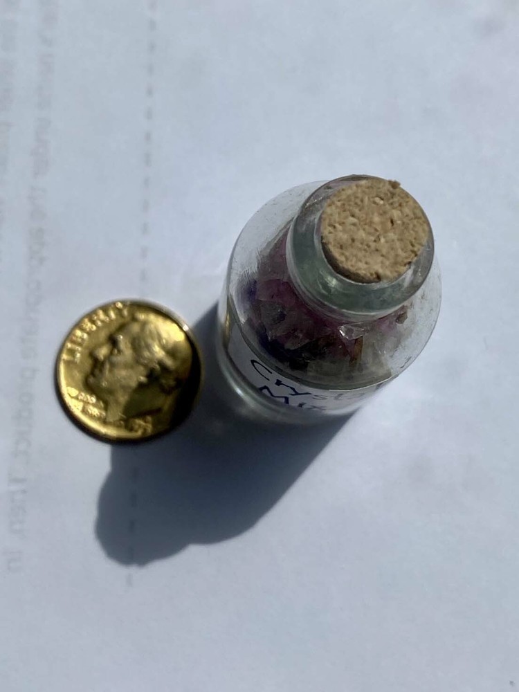 Crystal Mix #4 Gemstones Mini Gemstone Bottles with 6 Different Crystals