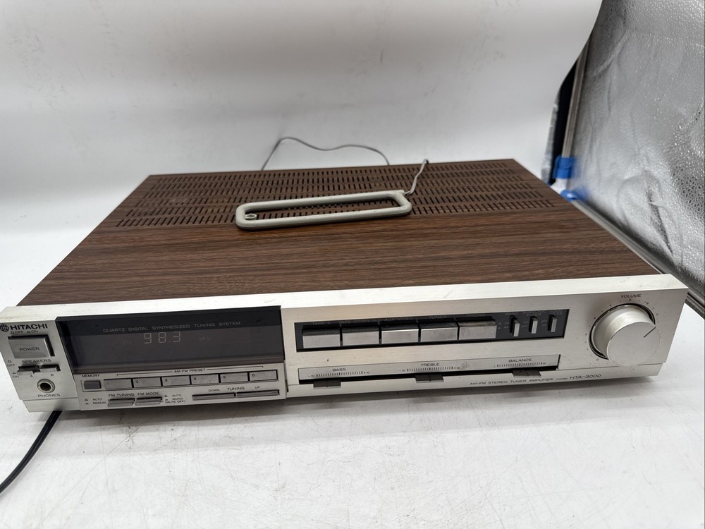 Hitachi HTA-3000 AM/FM Stereo Tuner Amplifier Tested, Works.