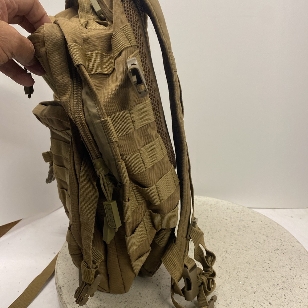 SOG Backpack Tan Missing Half Of The Right Shoulder Strap Buckle