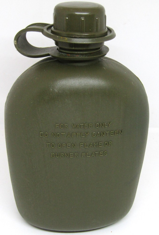 8" Green Plastic Canteen with Cloth Cover.