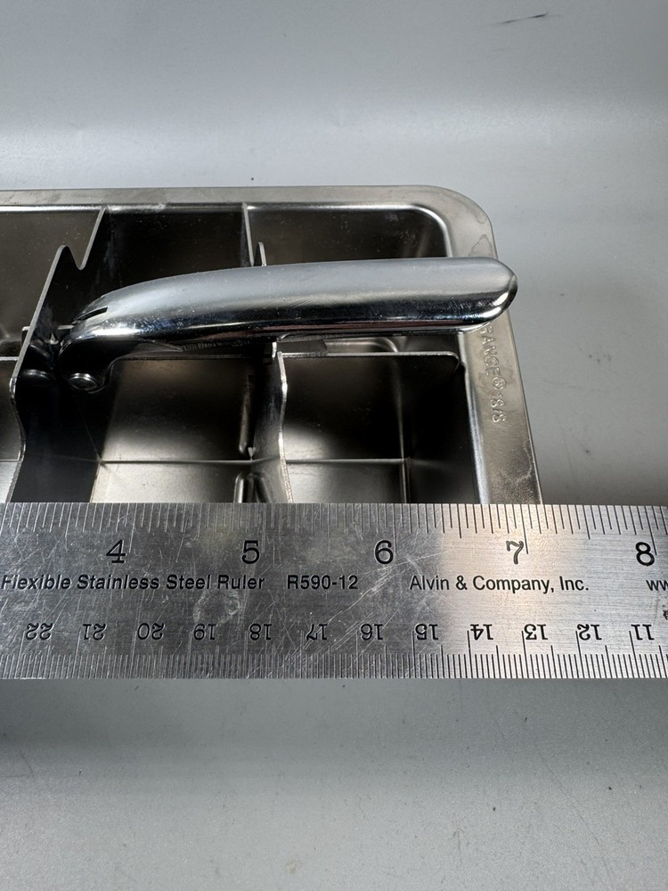 Endurance 18/8 Stainless Steel Ice Bin Insert w/ Divider & Handle
