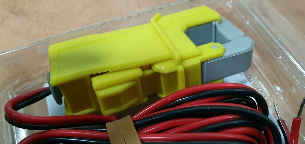 Universal Technic M1 200A / 200 mA micro clamps yellow