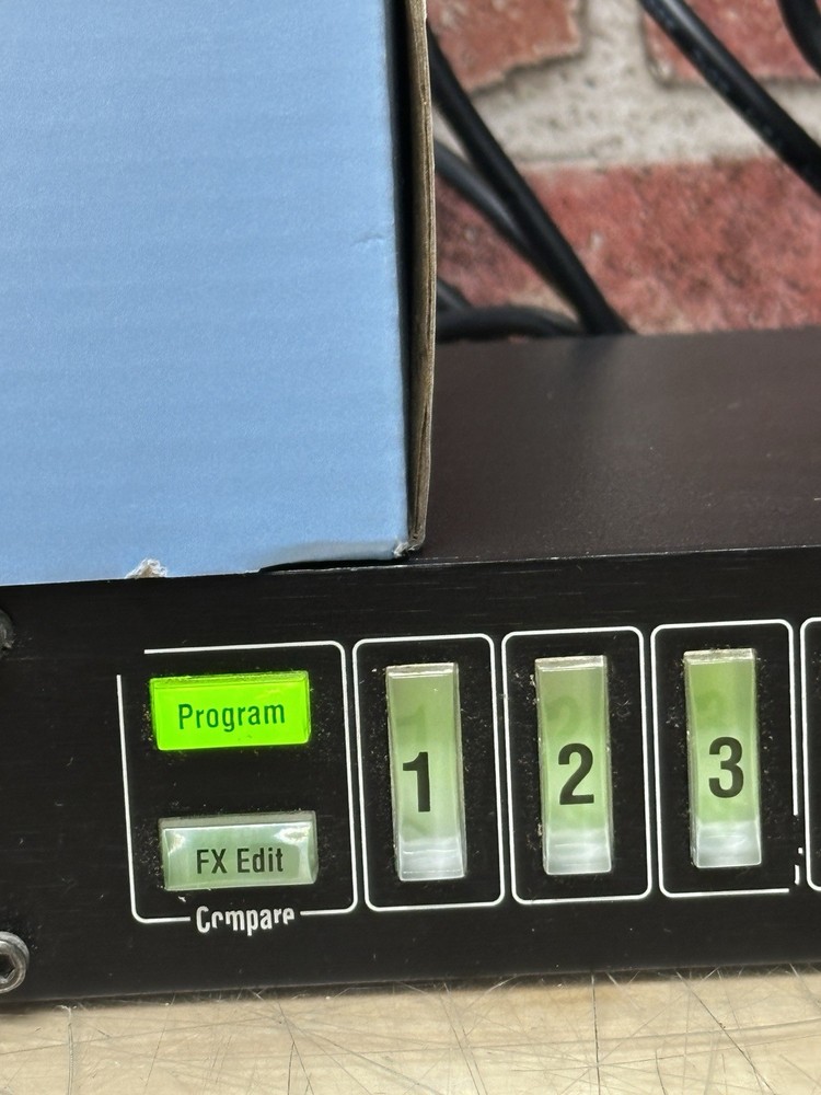 DigiTech Studio Quad 4 In 4 Out Mutli Effects Processor