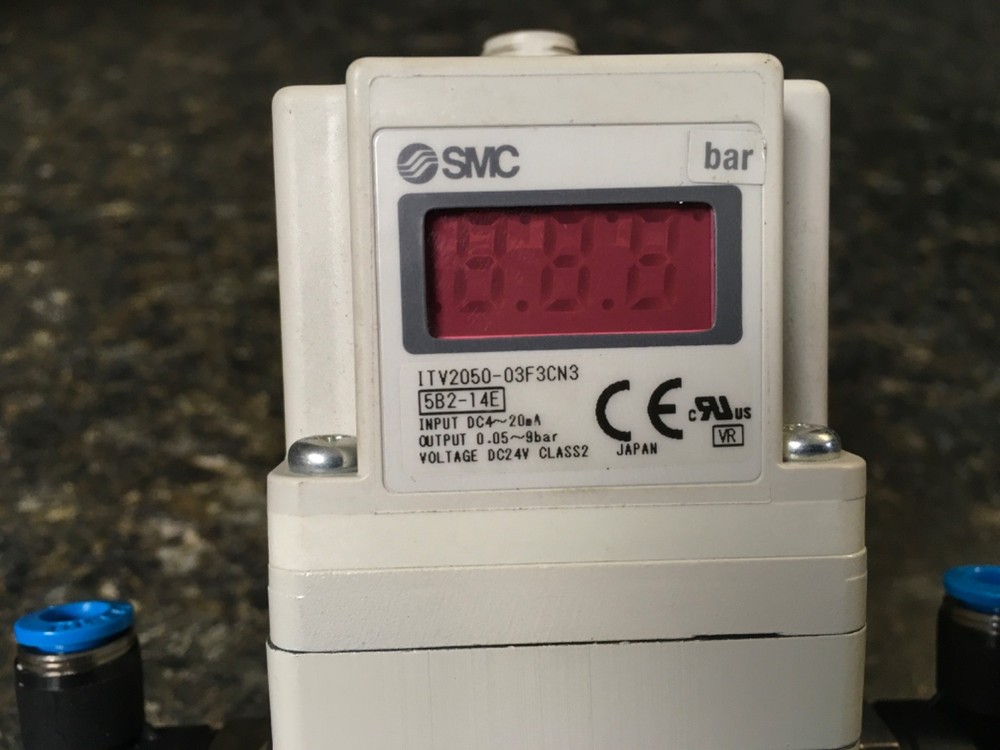 SMC ITV2050-03F3CN3 ElectroPneumatic Regulator