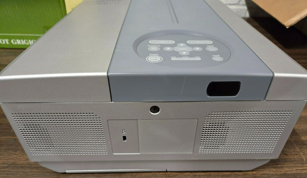 Infocus Proxima DP6870 LCD Projector - Tested