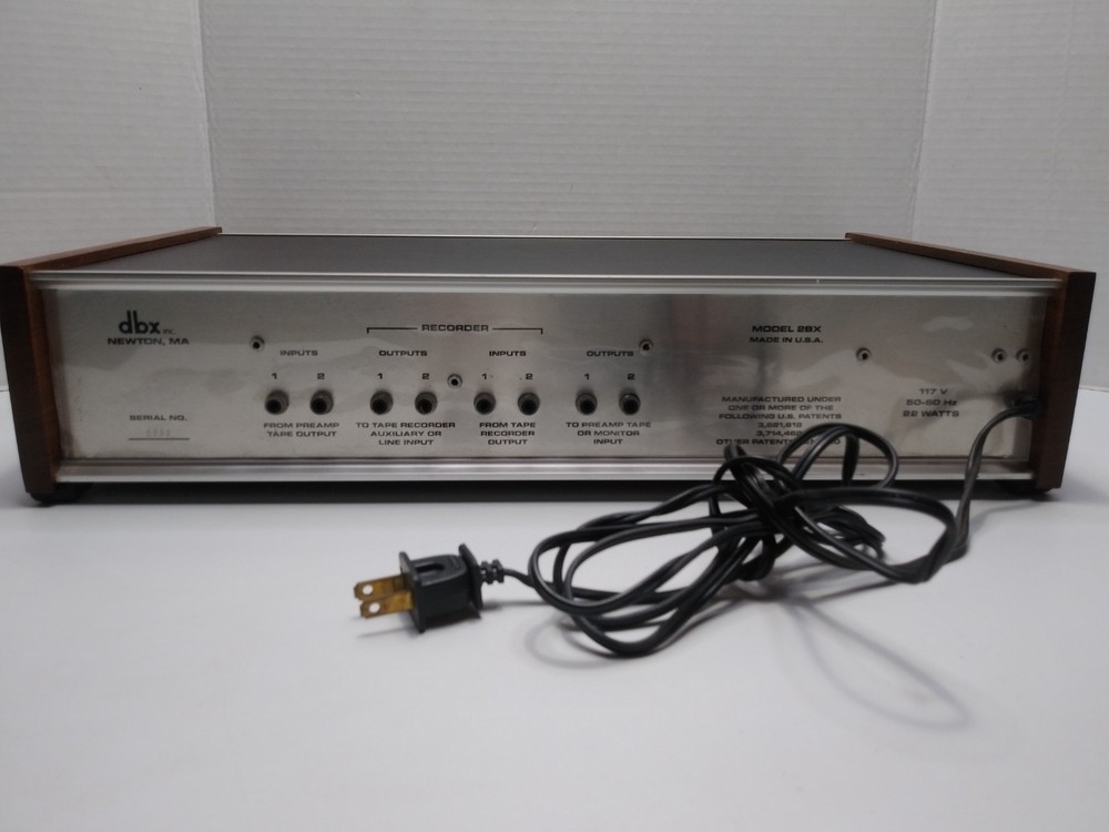 DBX 2BX Two Band Dynamic Range Expander W/Box MADE IN USA