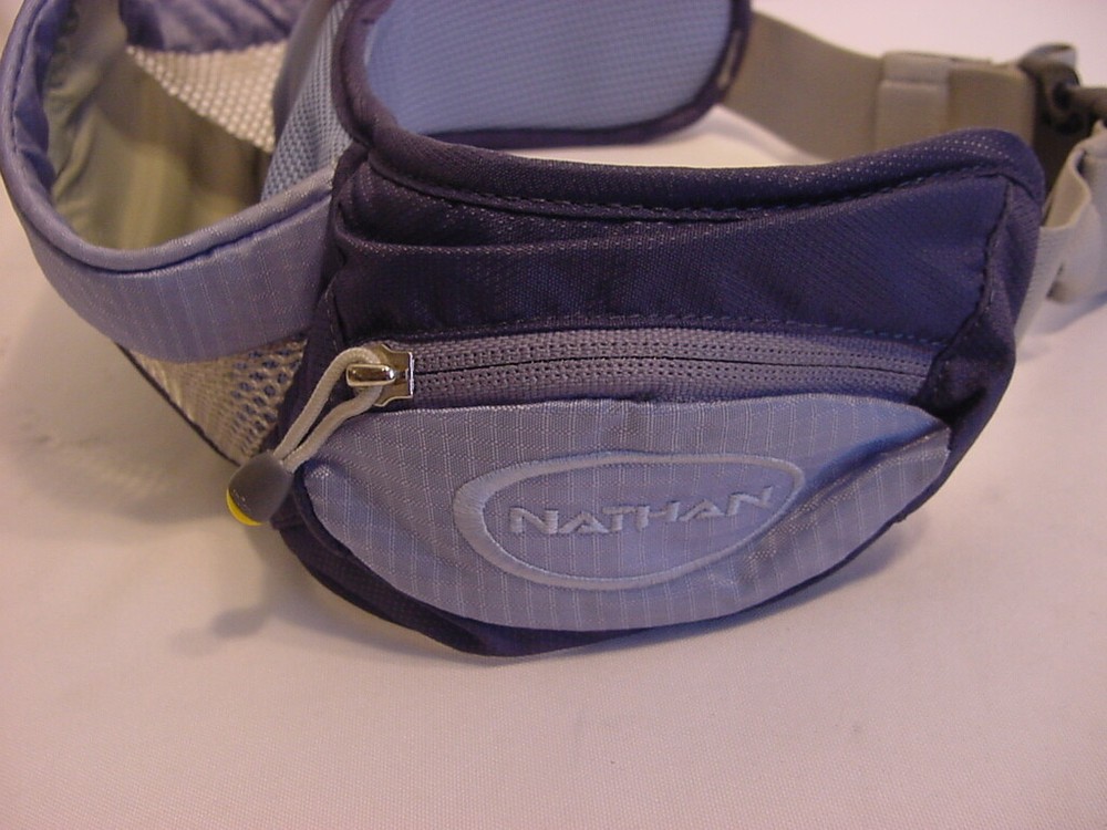 NATHAN RUNNING BELT HOLDS 2 BOTTLES
