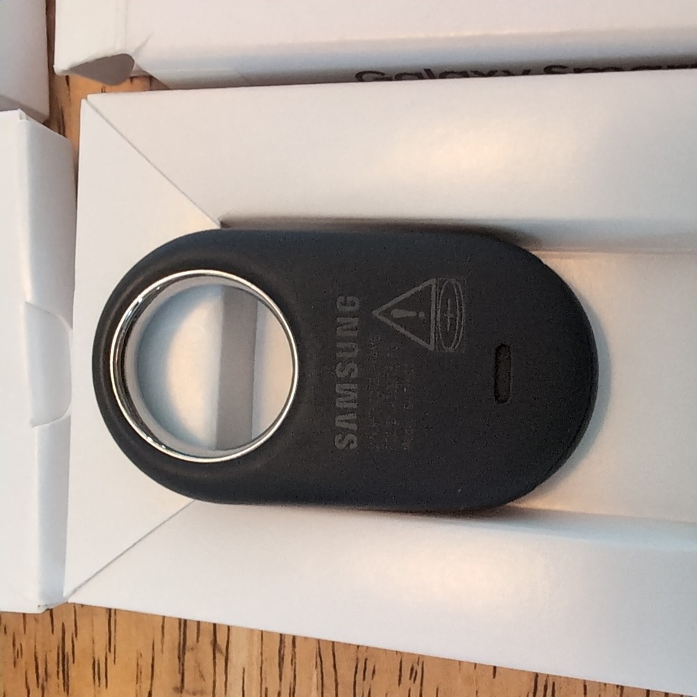 2 Samsung SmartTag 2 Bluetooth Accessory Tracker Locator - Open Box