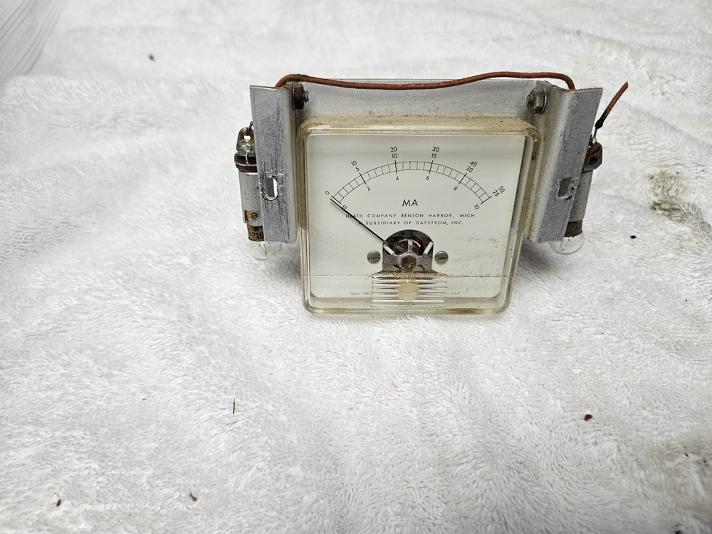 Heathkit Apache TX-1 Multi-Meter from Front Panel with Lamps