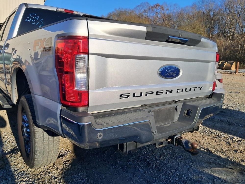 F250SD 2018 Glove Box 4897549