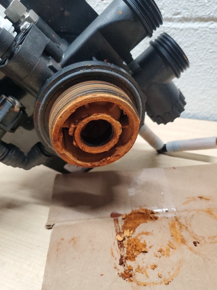 Used Powerline Pro 1054 Iron Filter Head For Parts. Missing Screen