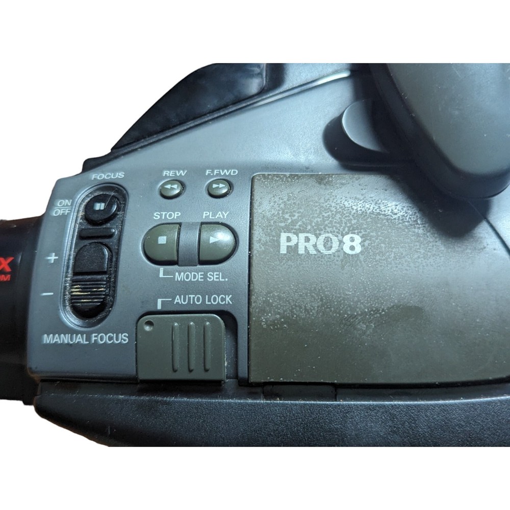 RCA PRO 8 Video Camcorder w/ Case Accessories Remote Extras
