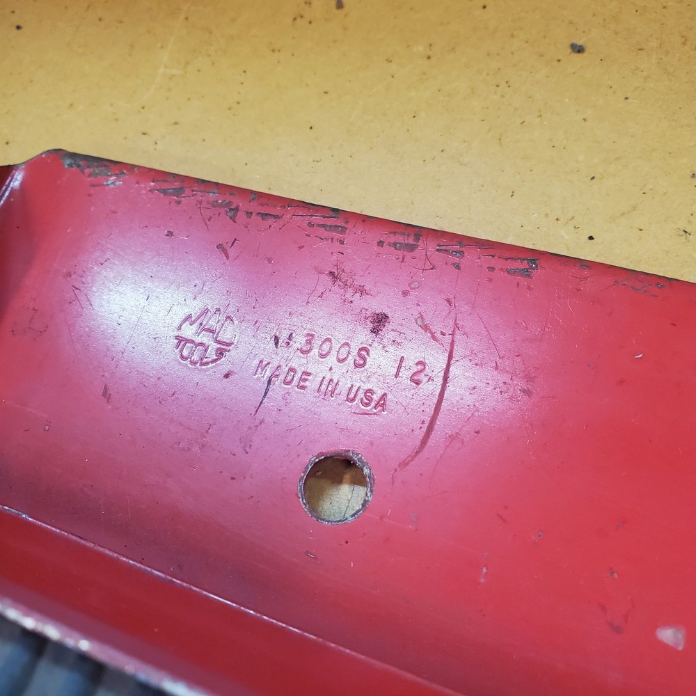 Mac Tools Collapsible Extension Shelf
