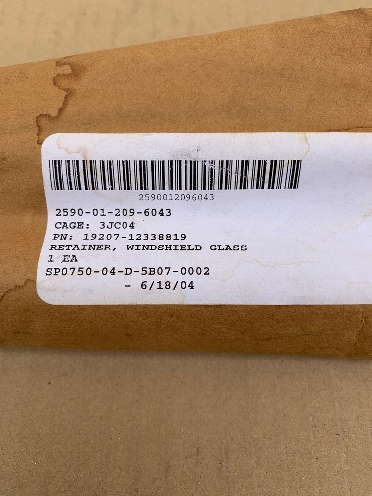 Retainer windshield glass.HMMWV 2590-01-209-6043