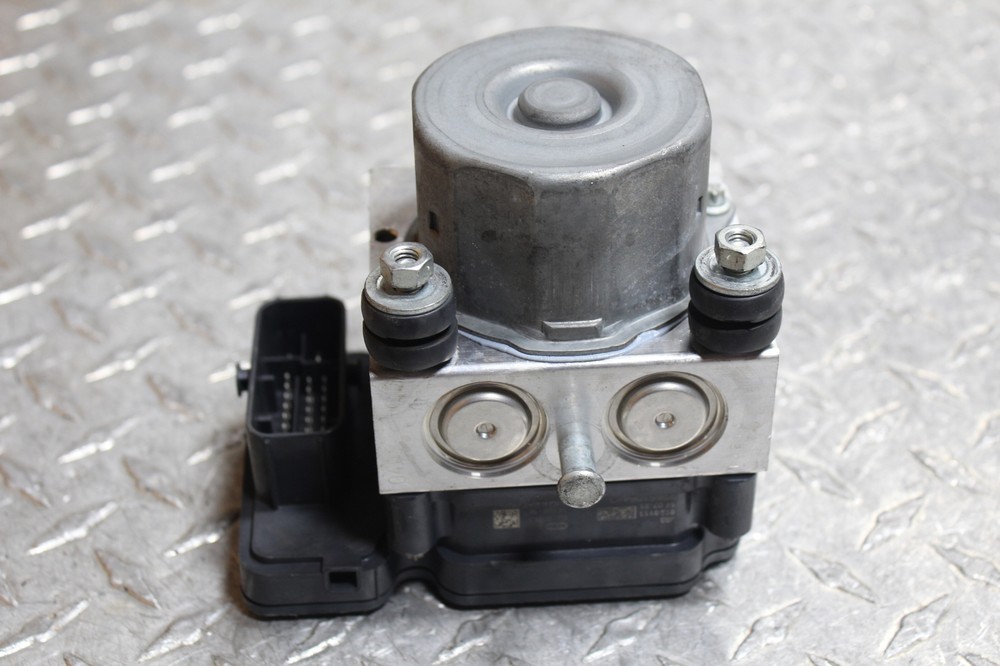 Genuine Harley Davidson Touring ABS Pump Controller Module Unit 2014-2016