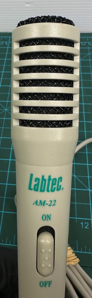 Labtec AM-22 Wired Handheld Microphone 3.5mm PC Desktop Mic Gray Mute Switch