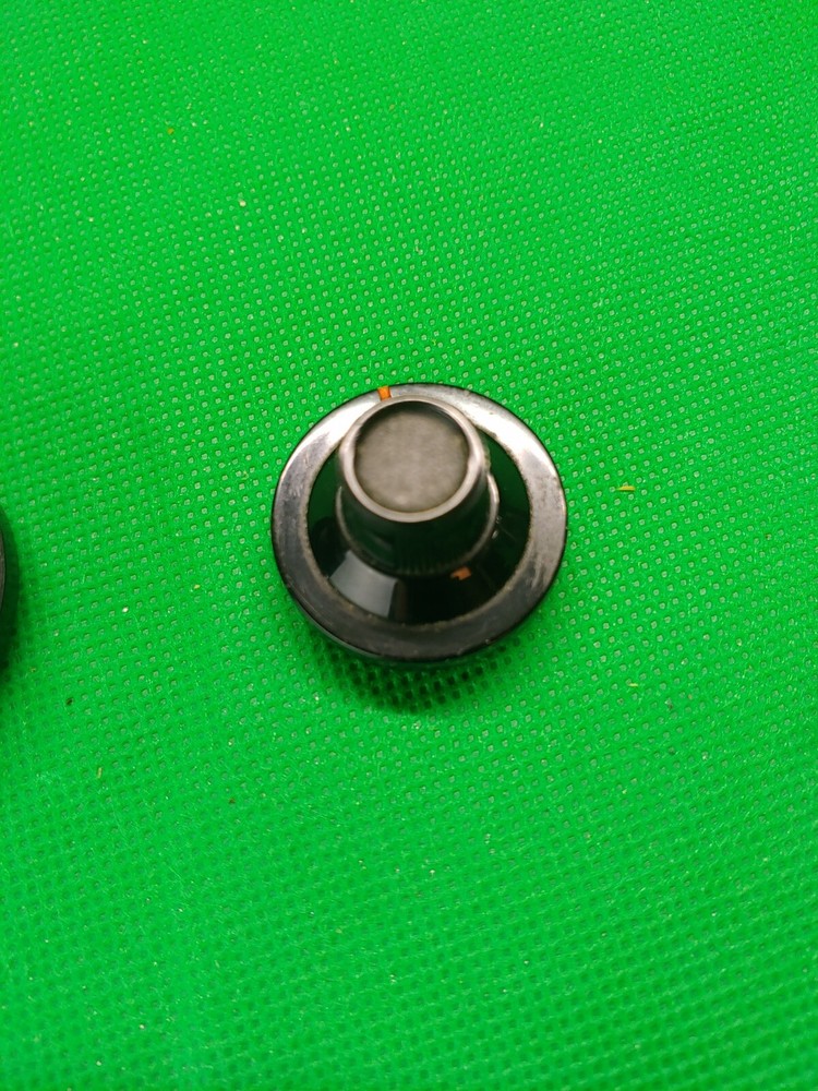 VTG 1981 Portable TV Sears Chicago . 564-50280150. Replacement Part 4 Knobs Only